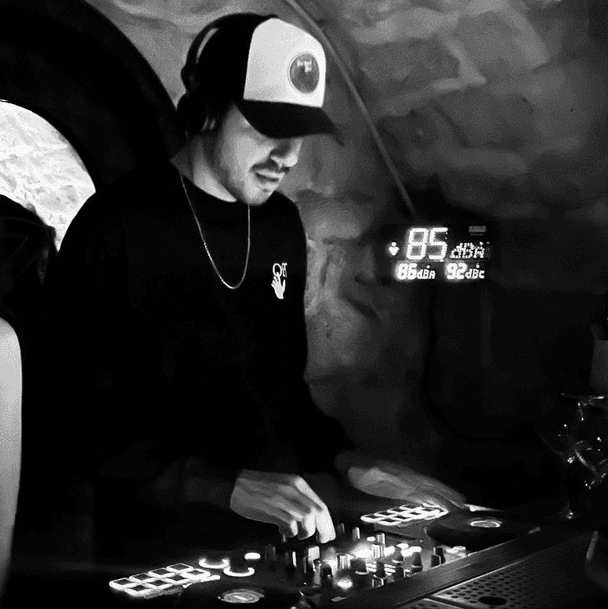 SUKAR — DJ in Paris