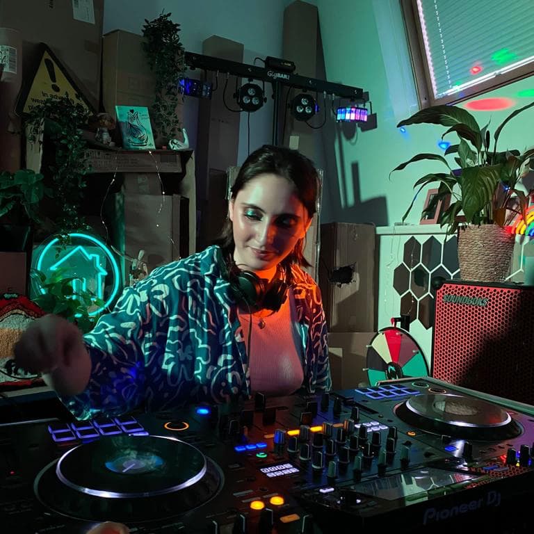 Urma — DJ in London