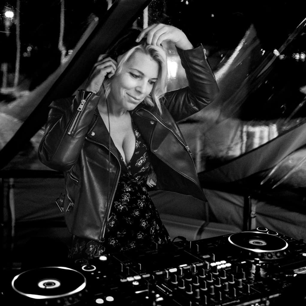 METAFLORE — DJ in Paris