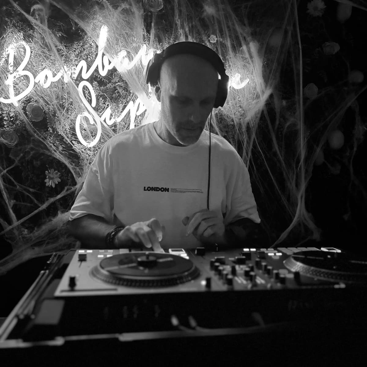 Nightfall Events — DJ in Marseille