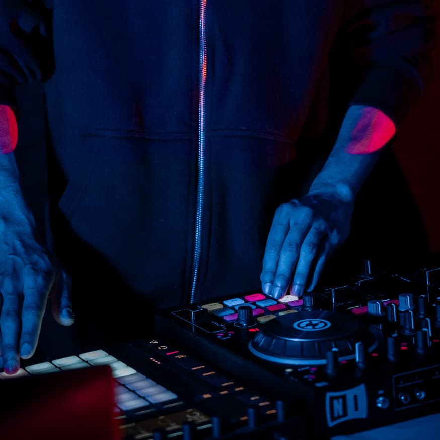 Parallelism — DJ in Belfort